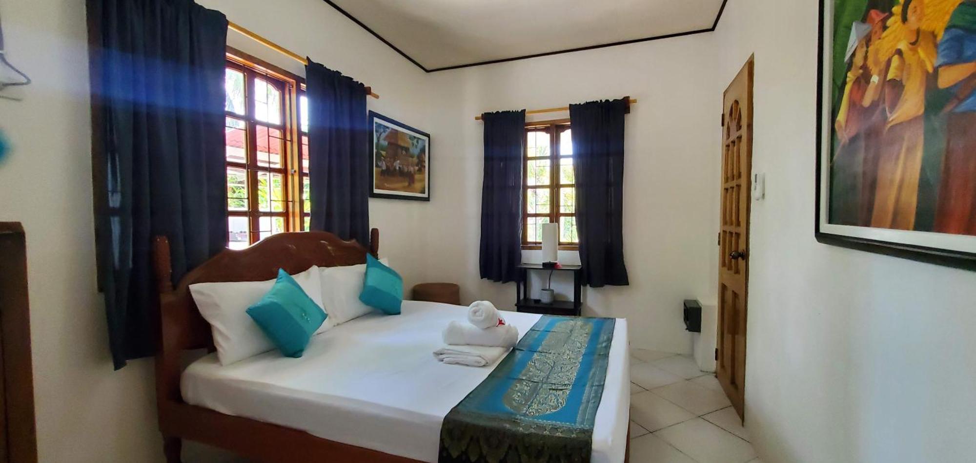 Palmera Palma Private 1-Br Bungalow In Moalboal Exterior photo