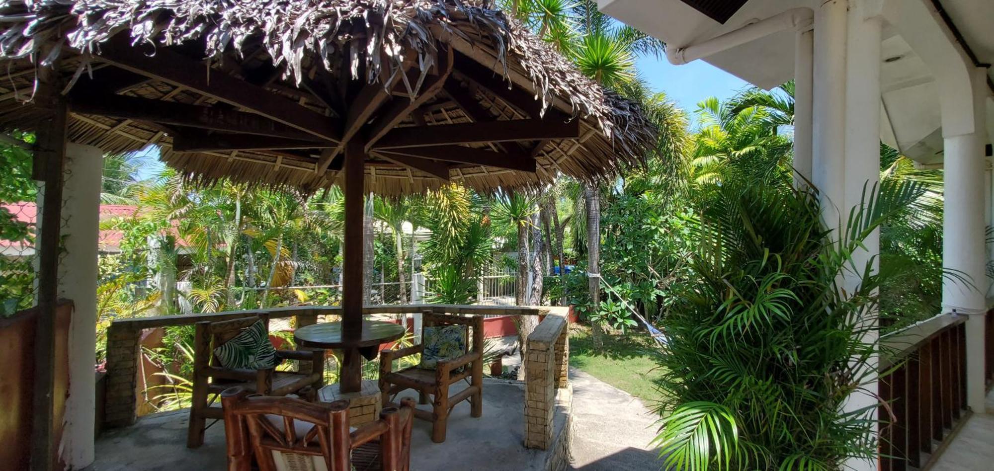 Palmera Palma Private 1-Br Bungalow In Moalboal Exterior photo